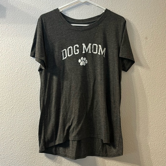 Modern Lux Tops - Modern Lux Dog Mom graphic tee size XXL